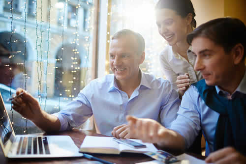 Combine texhnical skills with people management to create a productive team
