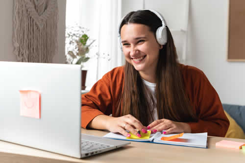 Learning online - or combined with classroom - gives great flexibility