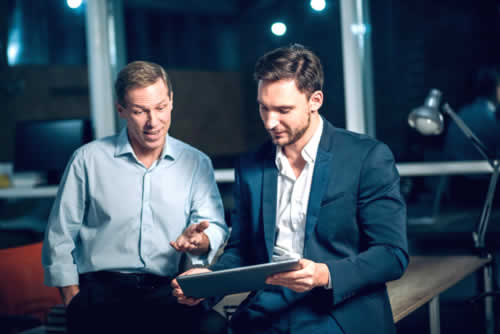 IT manager talking to their supplier